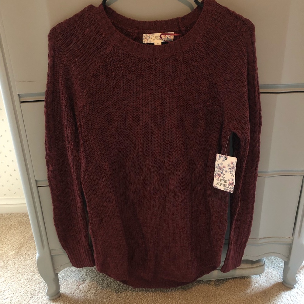 Pink Republic maroon sweater